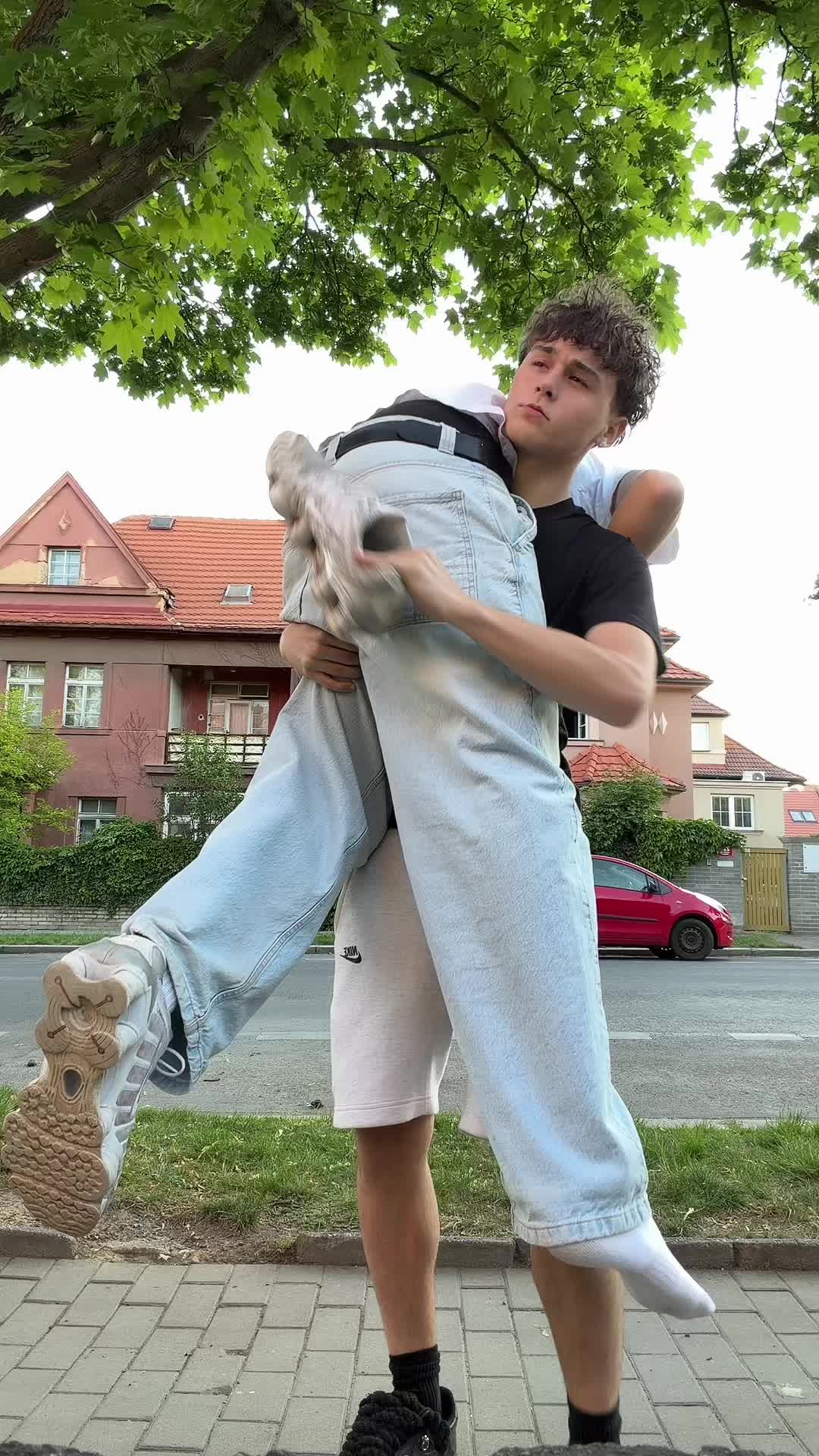 @blud