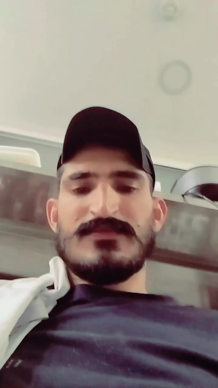 @jameel 🇮🇹❤️🇵🇰✈️