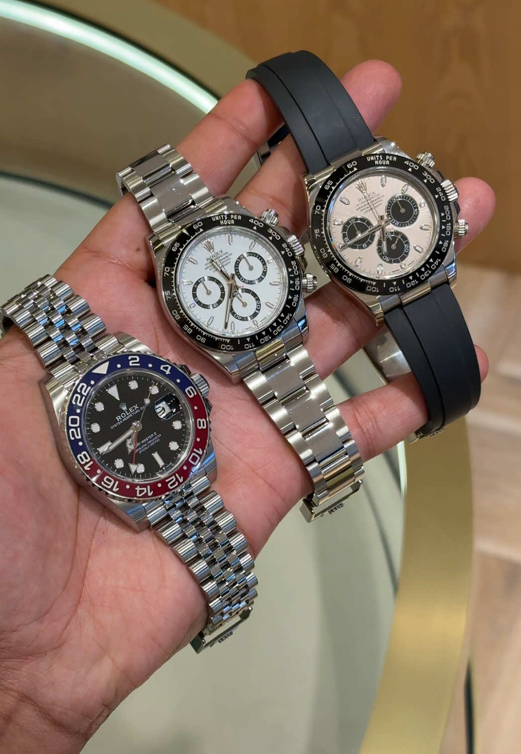 @Luxe Watches