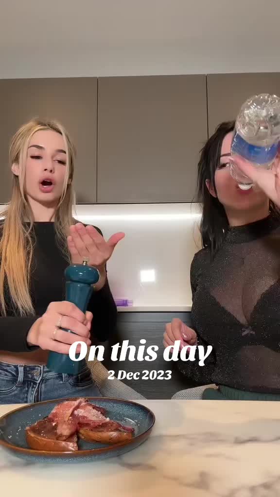 @Elena_Xonia