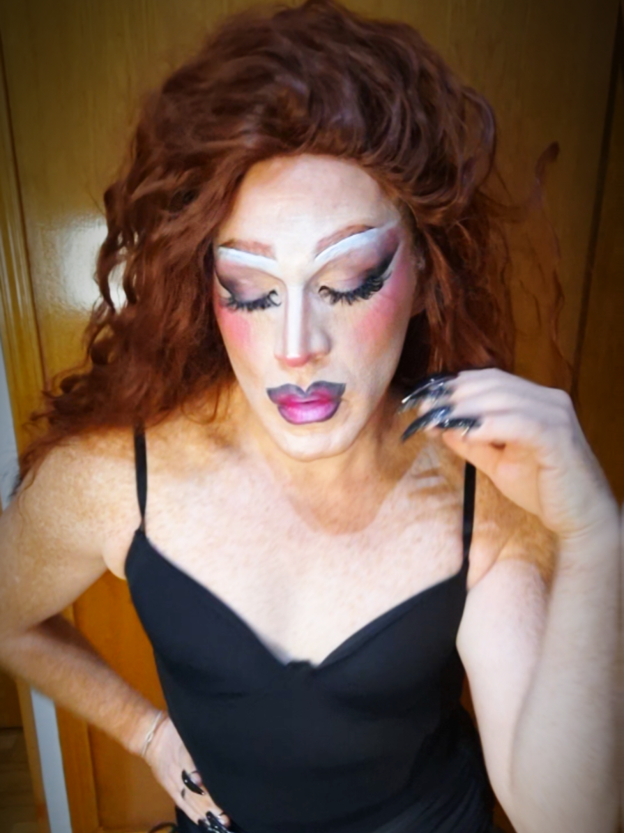 @DragCandyHot