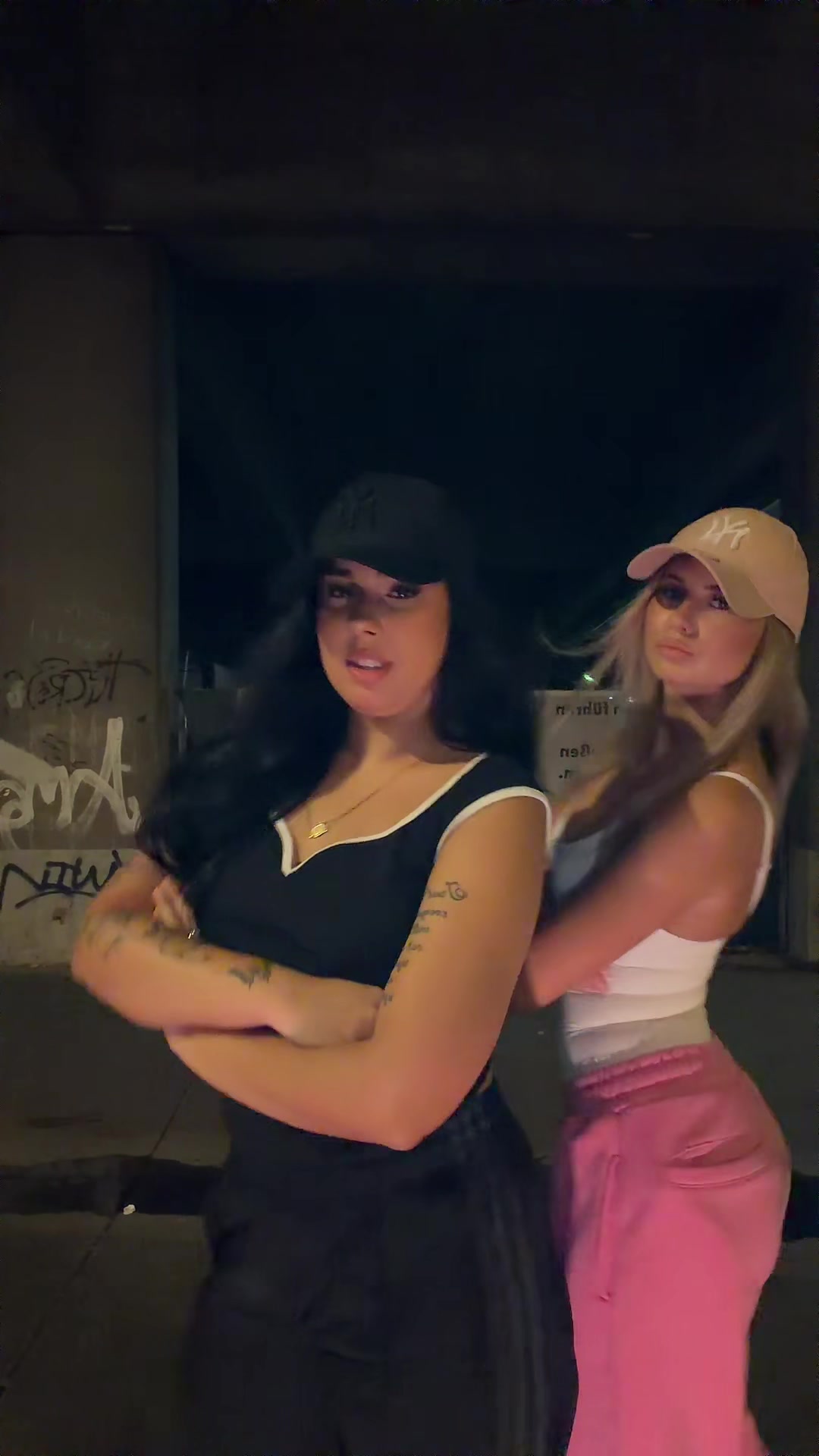 @isidora