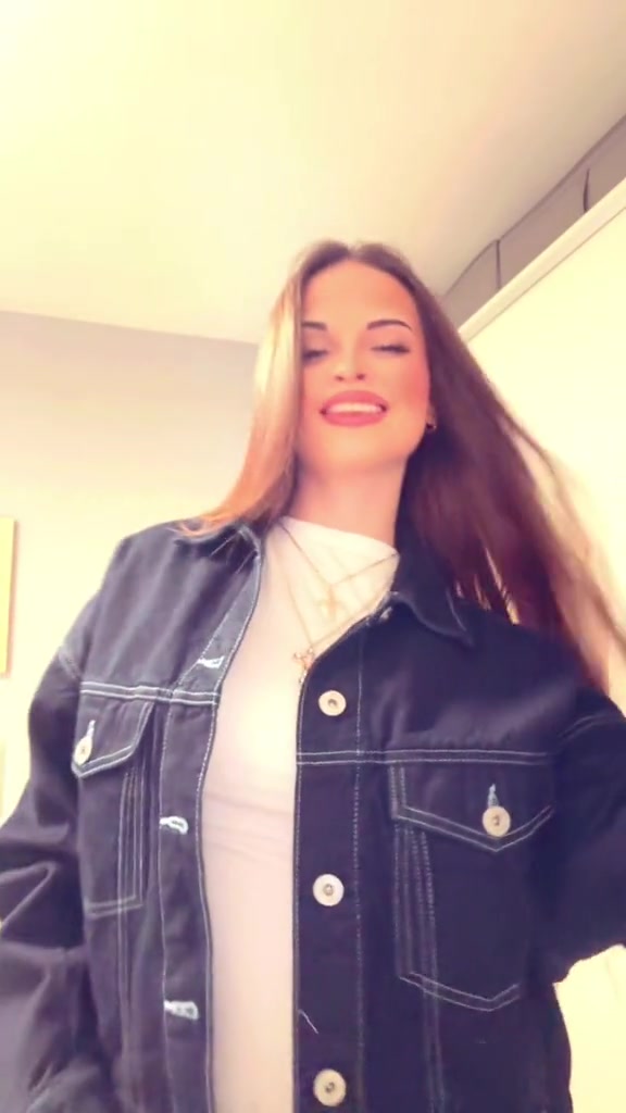 @Carlacardellatt