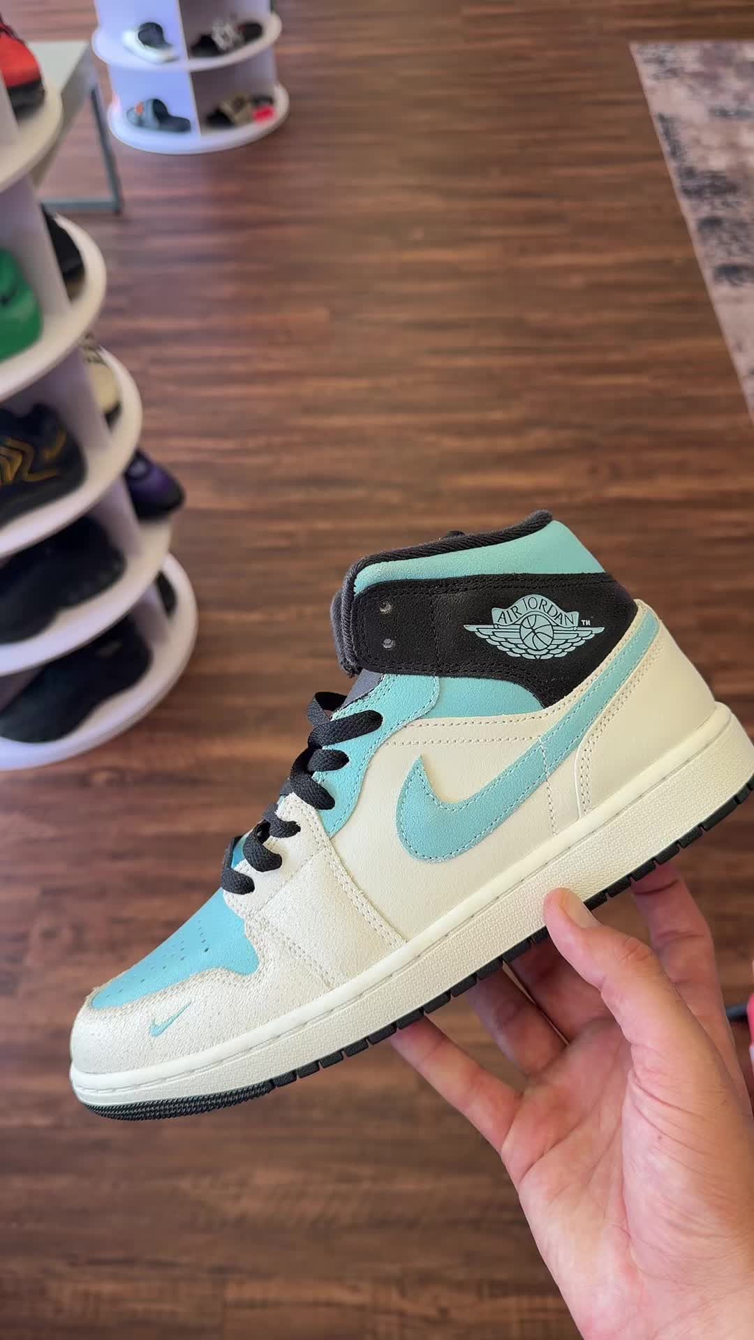 @Sport Shoe Dallas