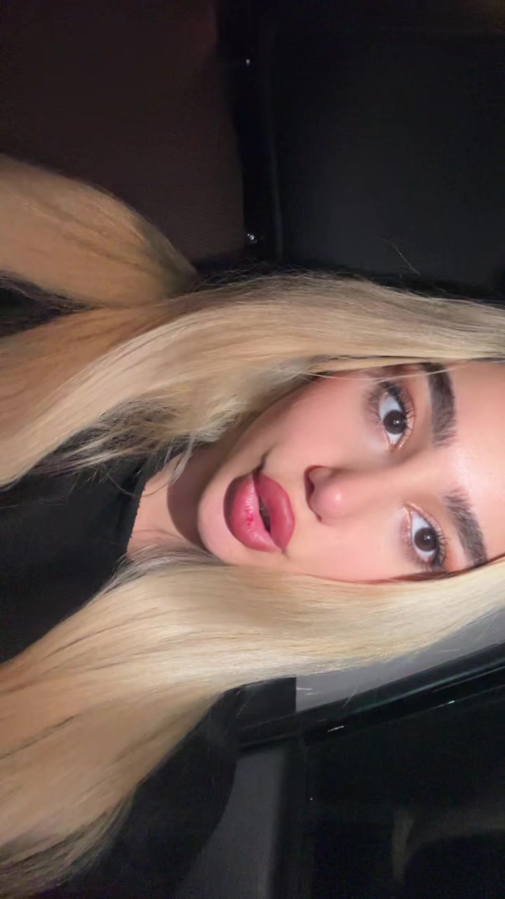 @saraakittyy