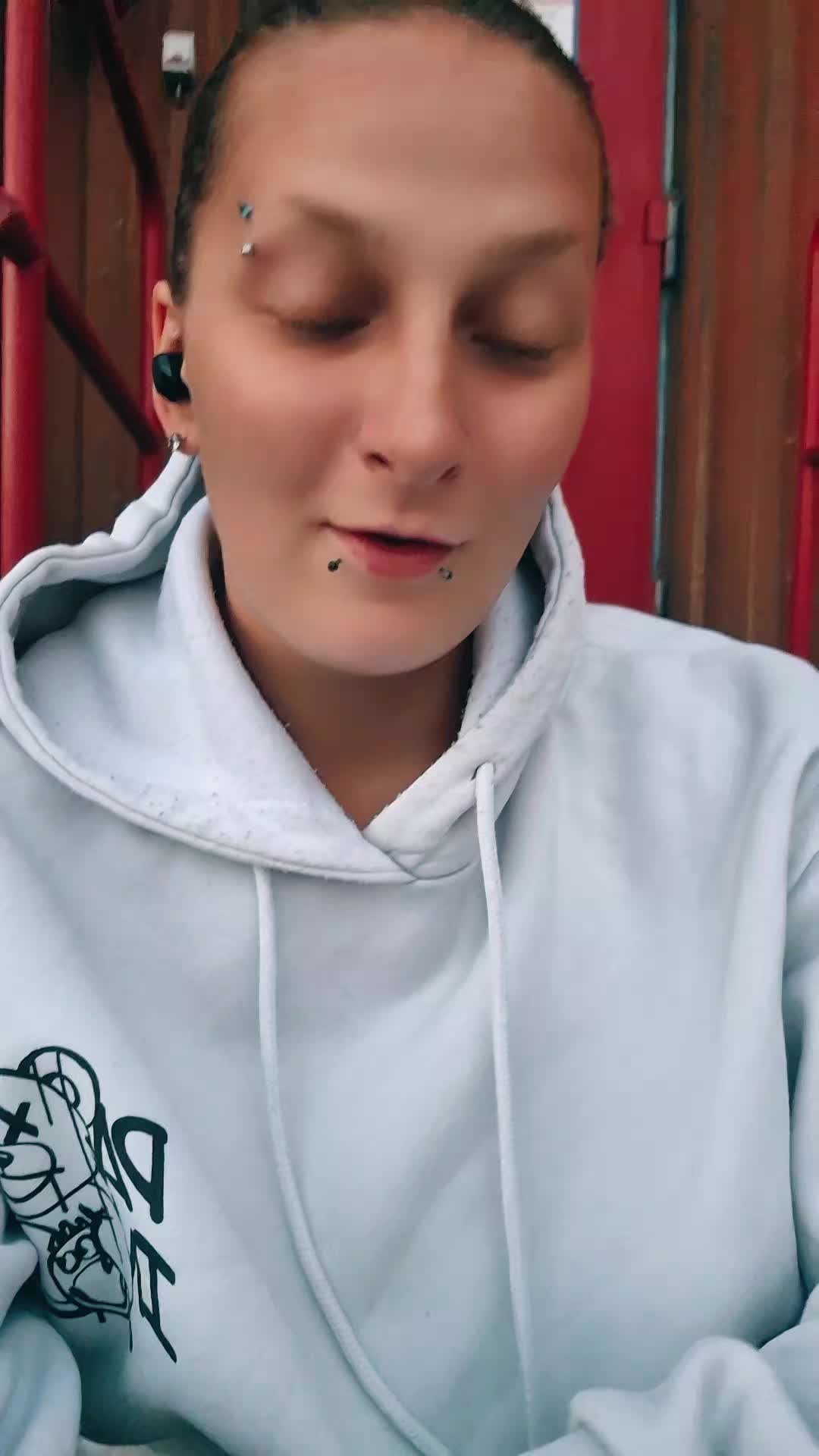 @DeviilGiirl