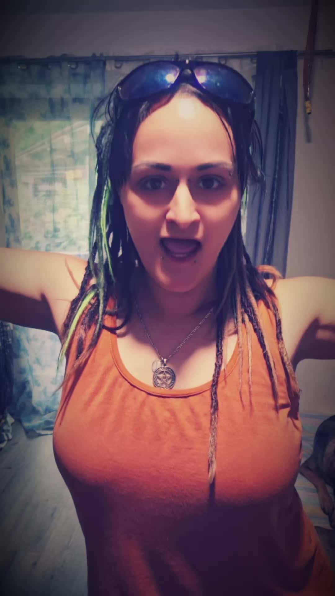 @Zinteza 🏳️🌈