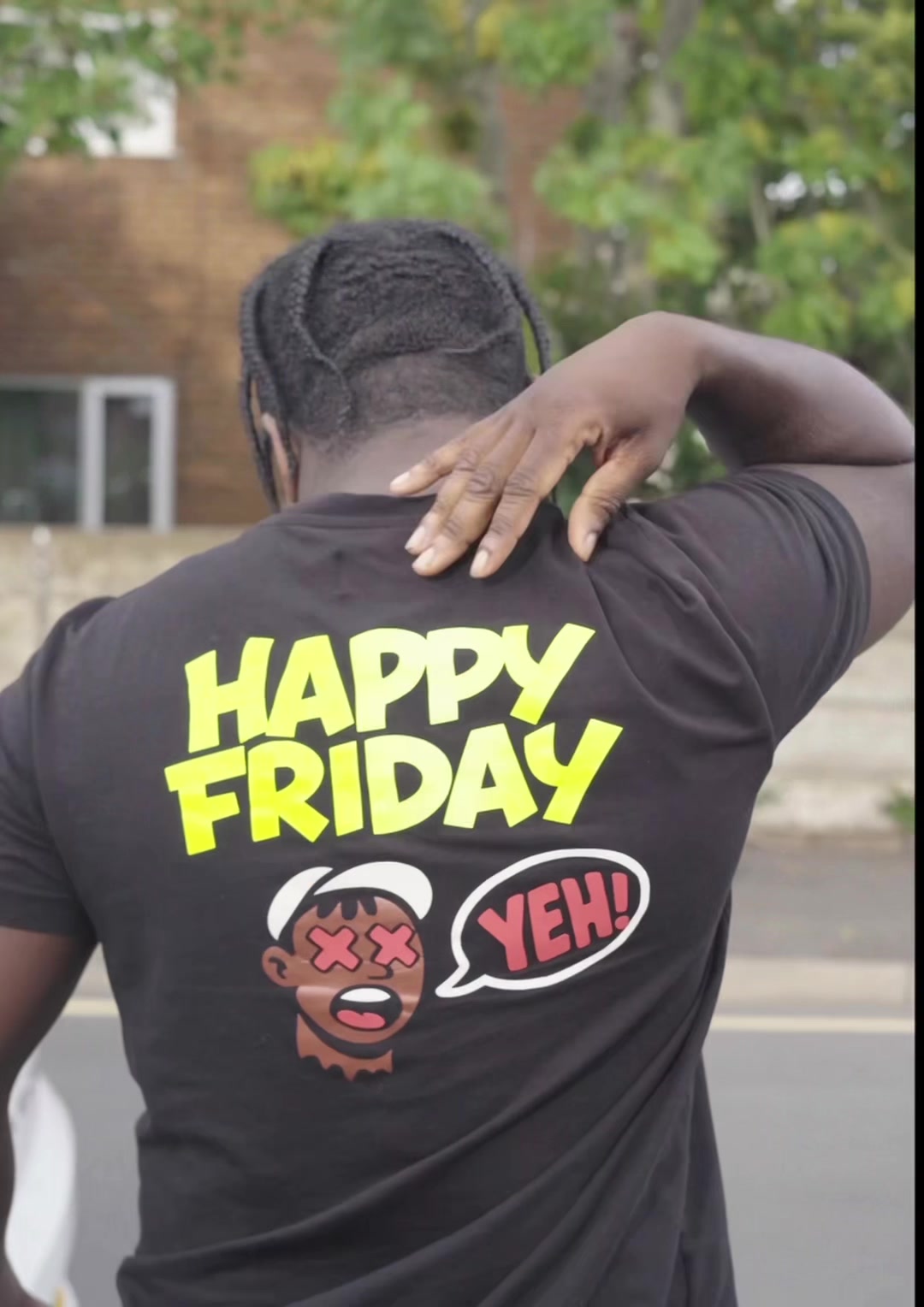 @MR HAPPY FRIDAY🕺🏾🥳