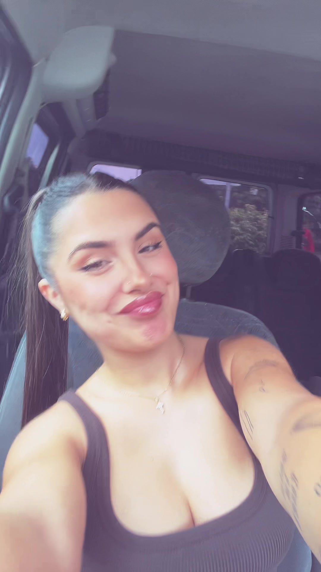 @lu