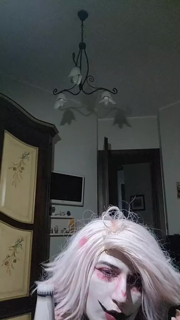 @Alex._