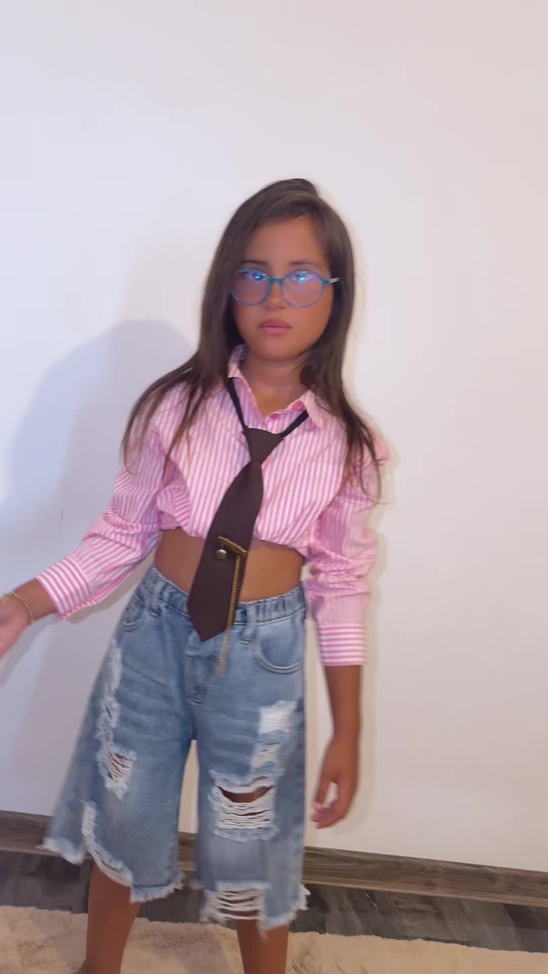 @Melania_marya25