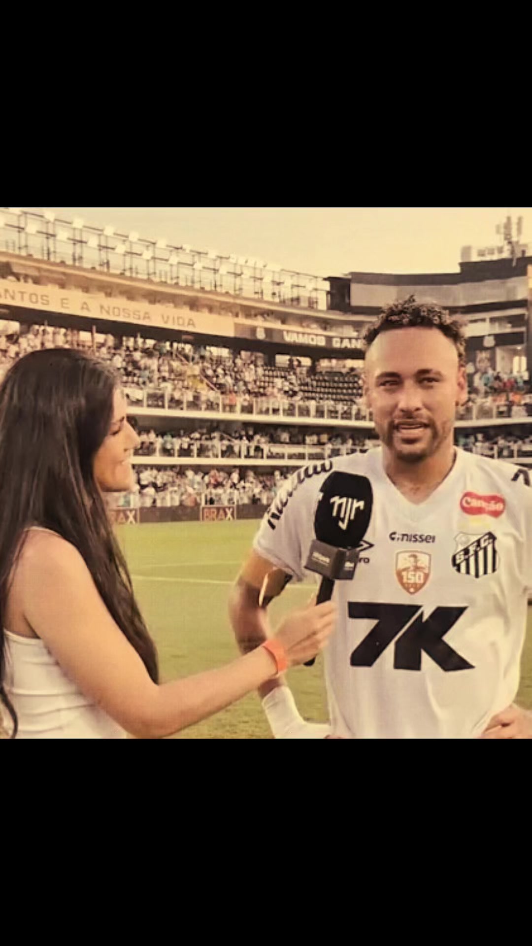 @￴ ￴