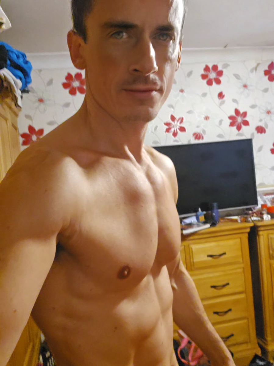 @Adonis