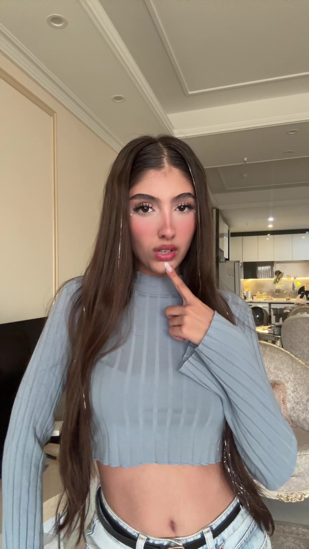 @itzmarynaa