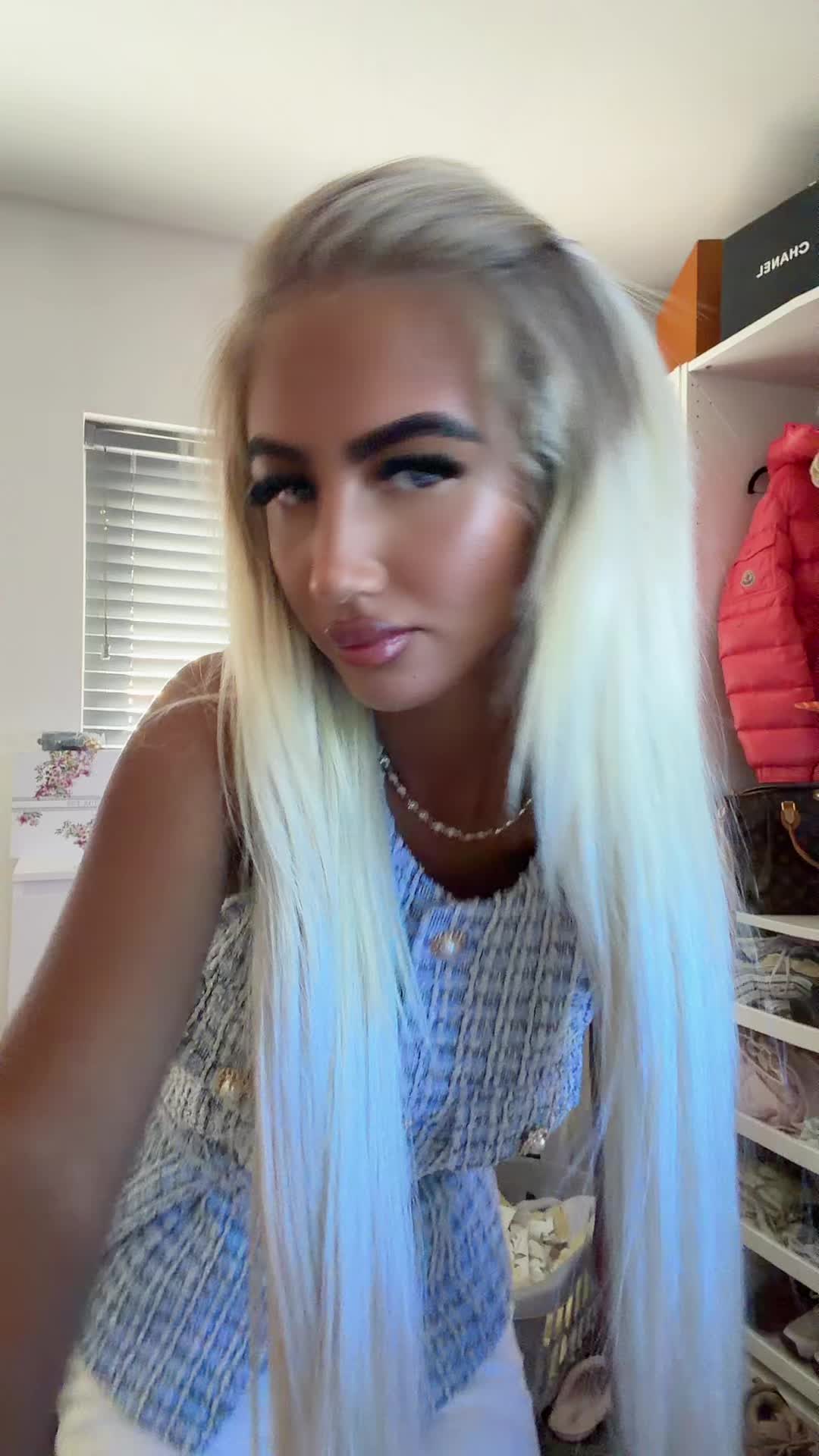 @pxlxaa24_