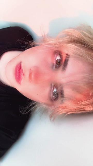 @lu☣︎