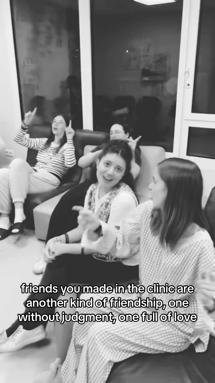 @Lily <3