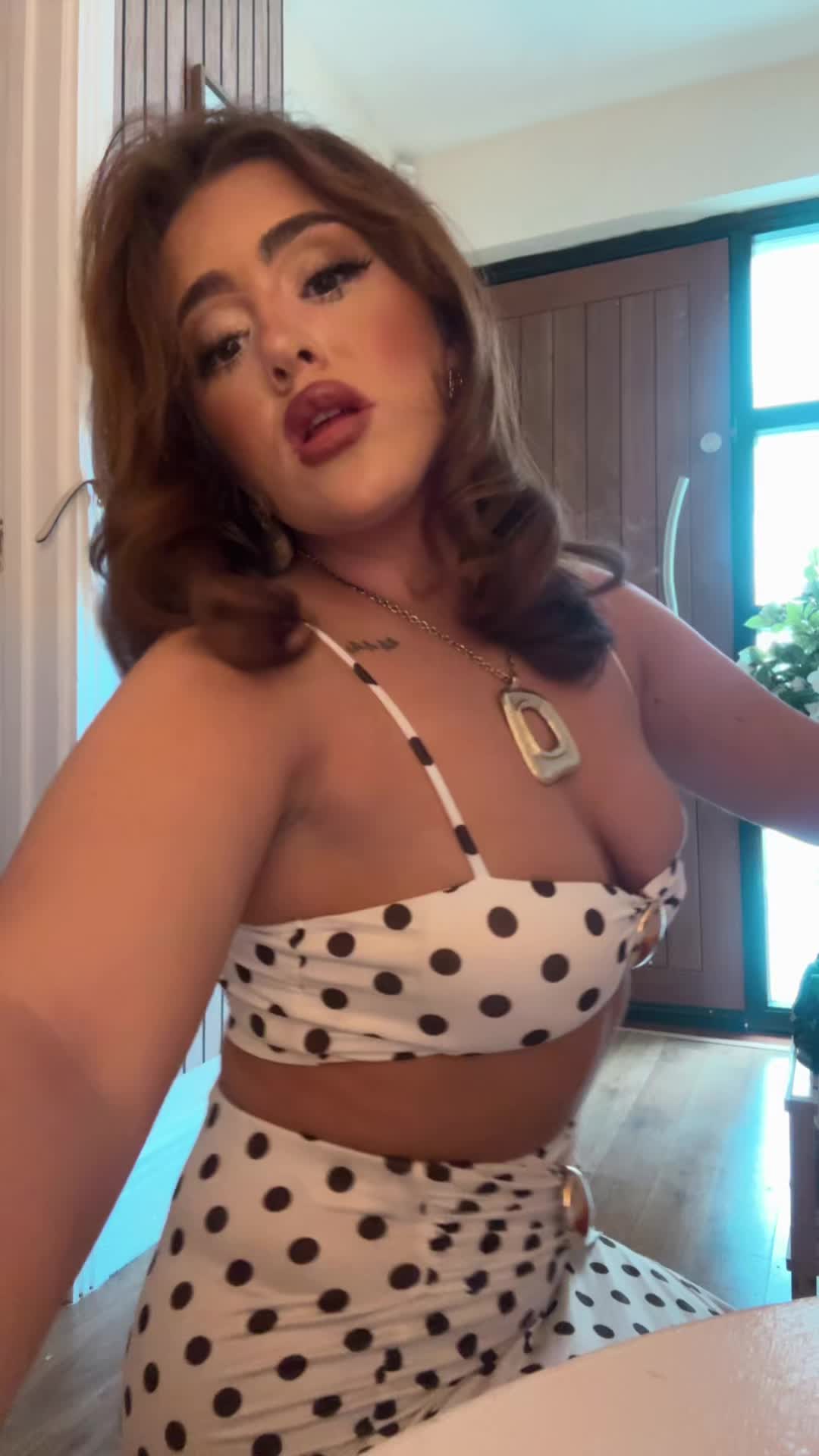 @caitlinjmcg