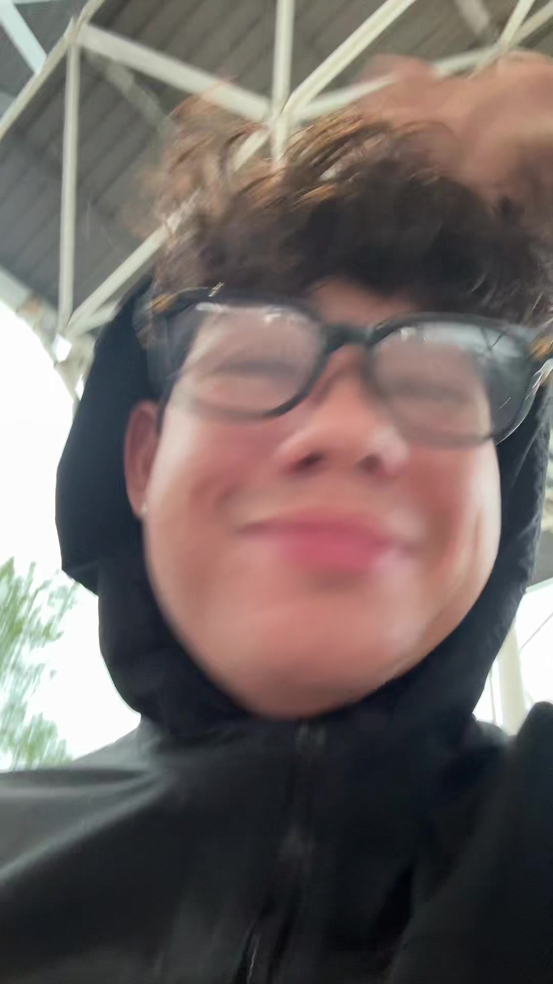 @Toni