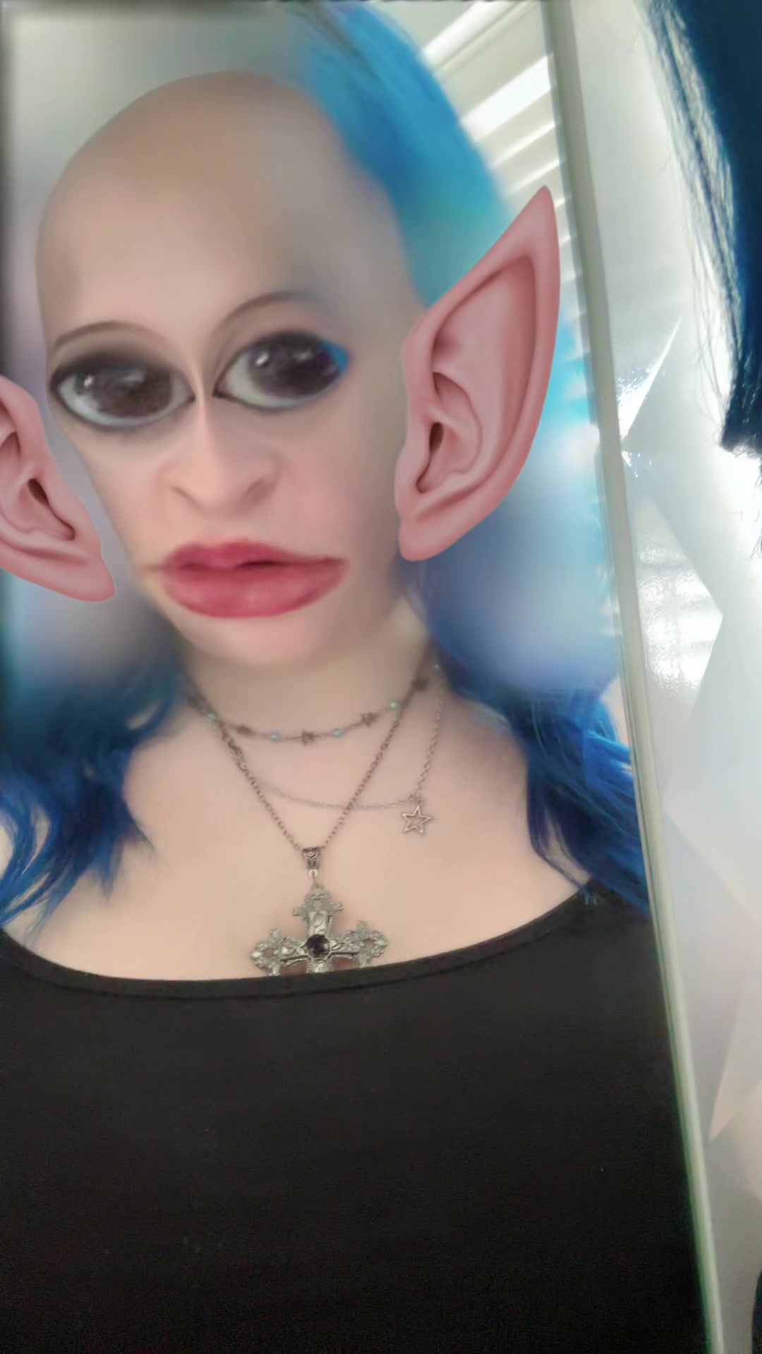 @Becca M <33