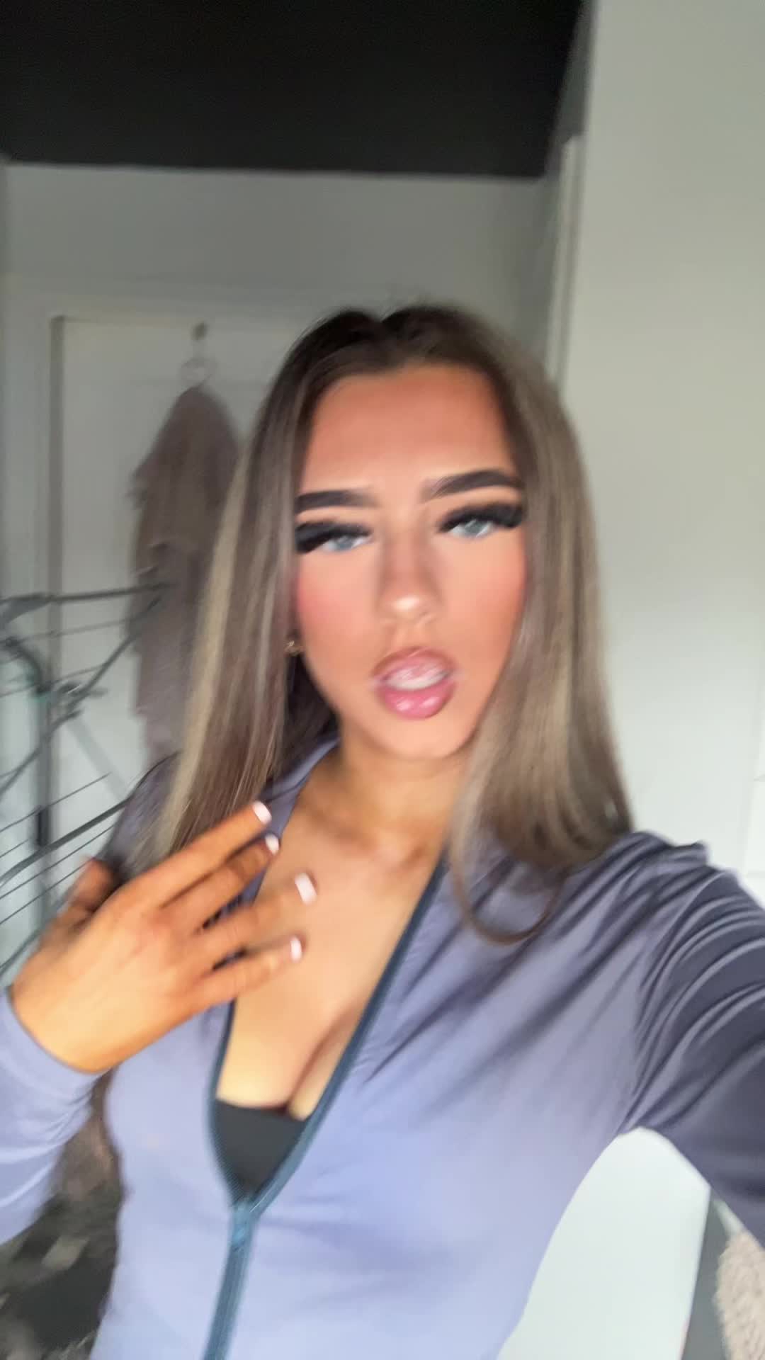 @riya🤍🤍