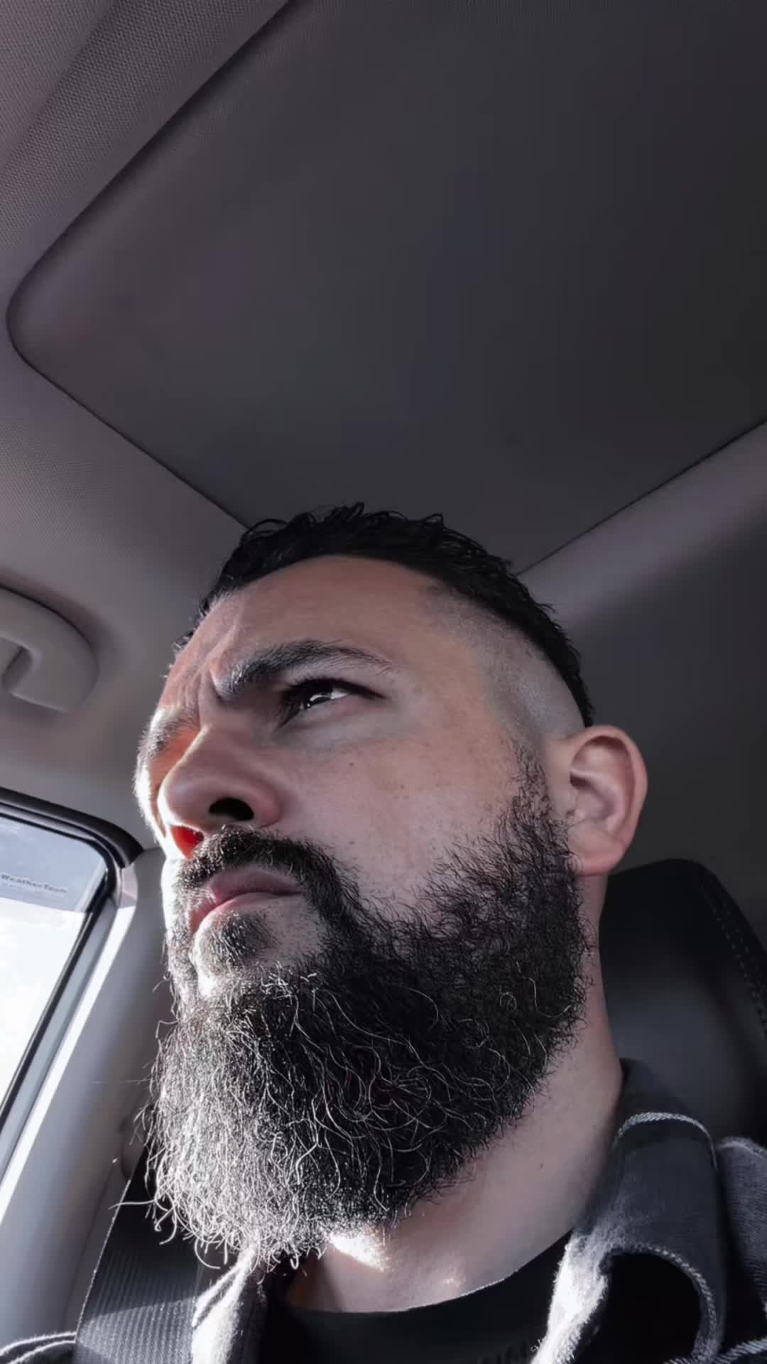 @j_miah13