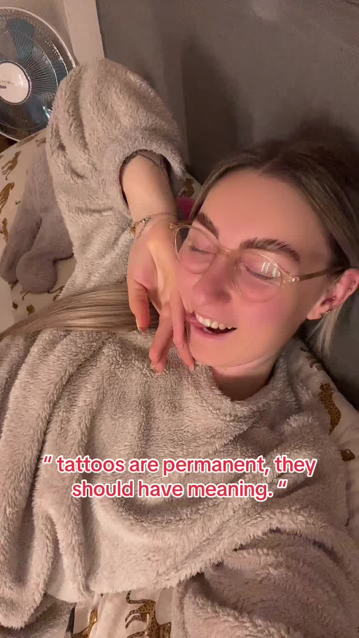 @Zoë Nira 🤍🌶️ 📖
