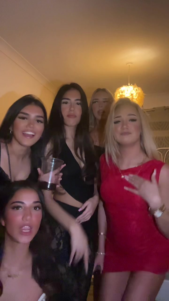 @Sophia