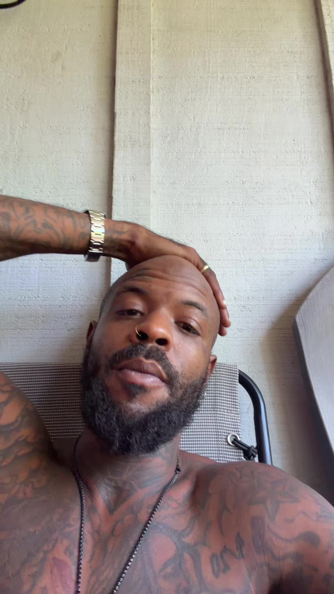 @Godbodycash