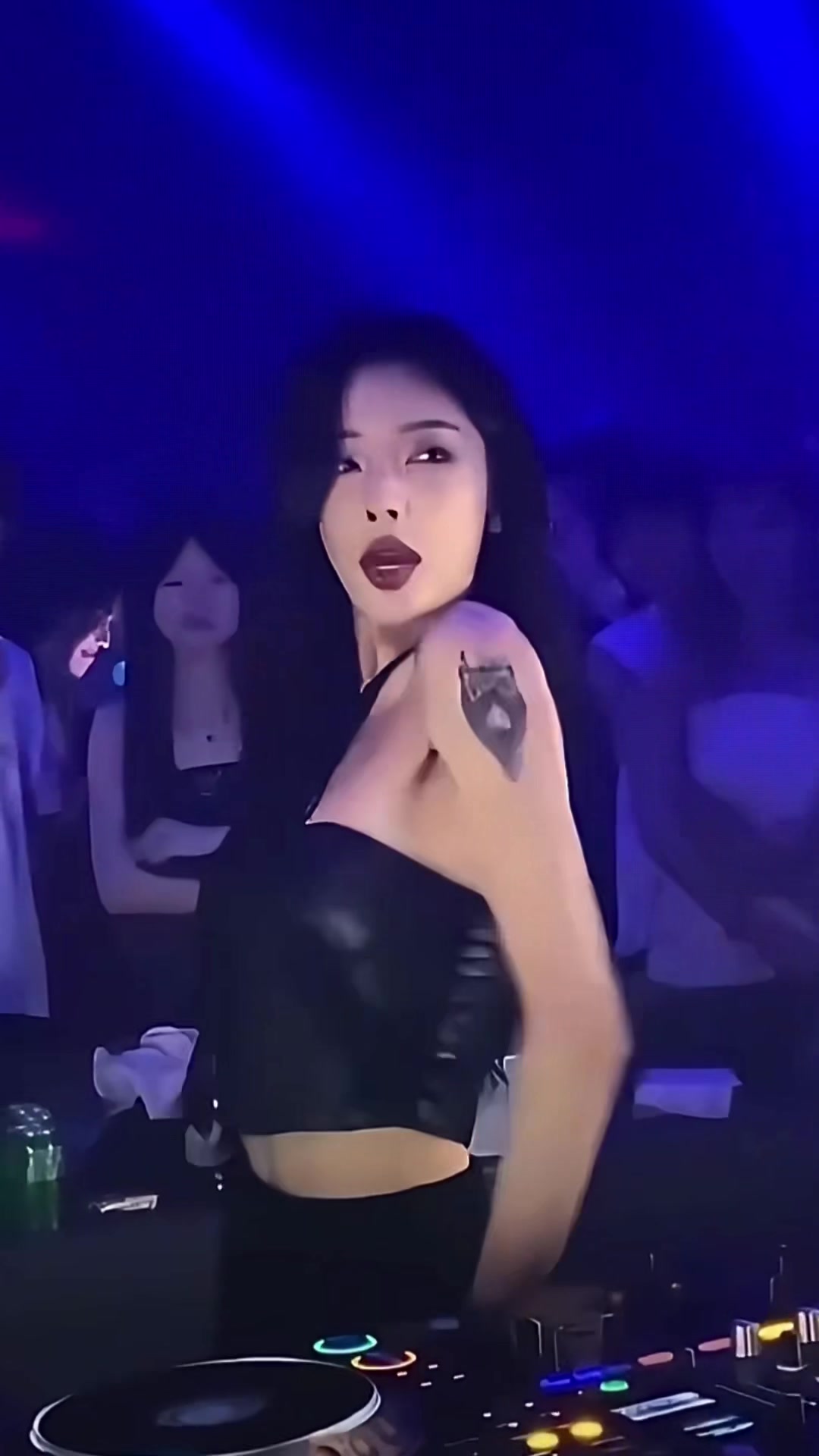@FaPeDiT