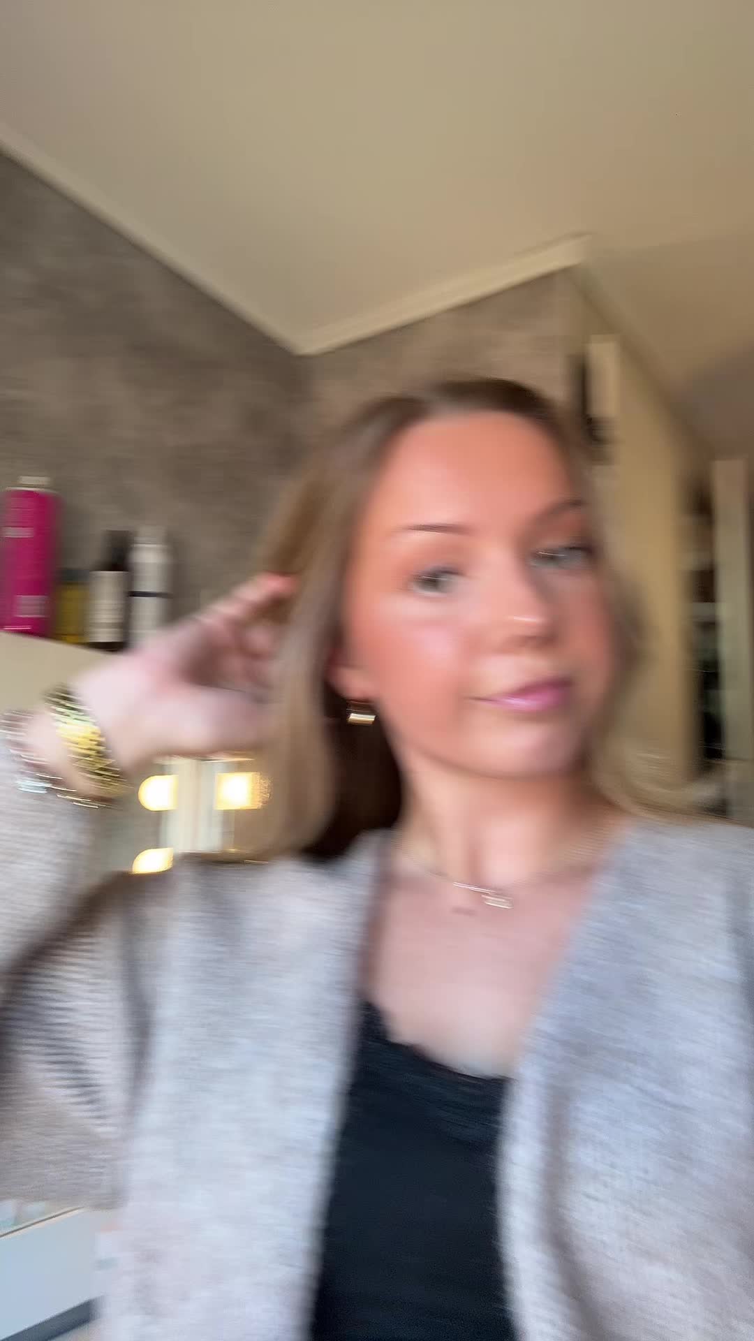 @Tia
