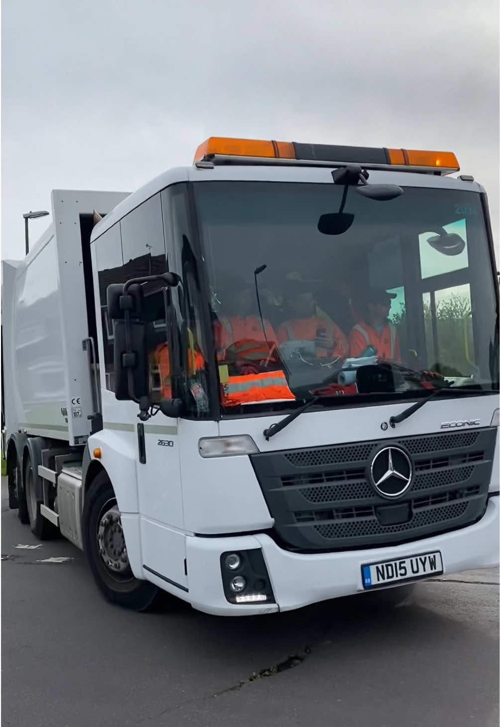 @Sussex Bin Lorrys
