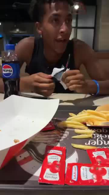 @ItsZenaBaby