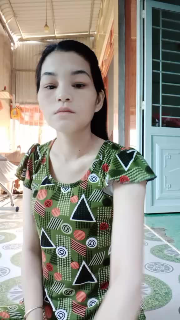 @Nguyễn Nh&iacute;1990