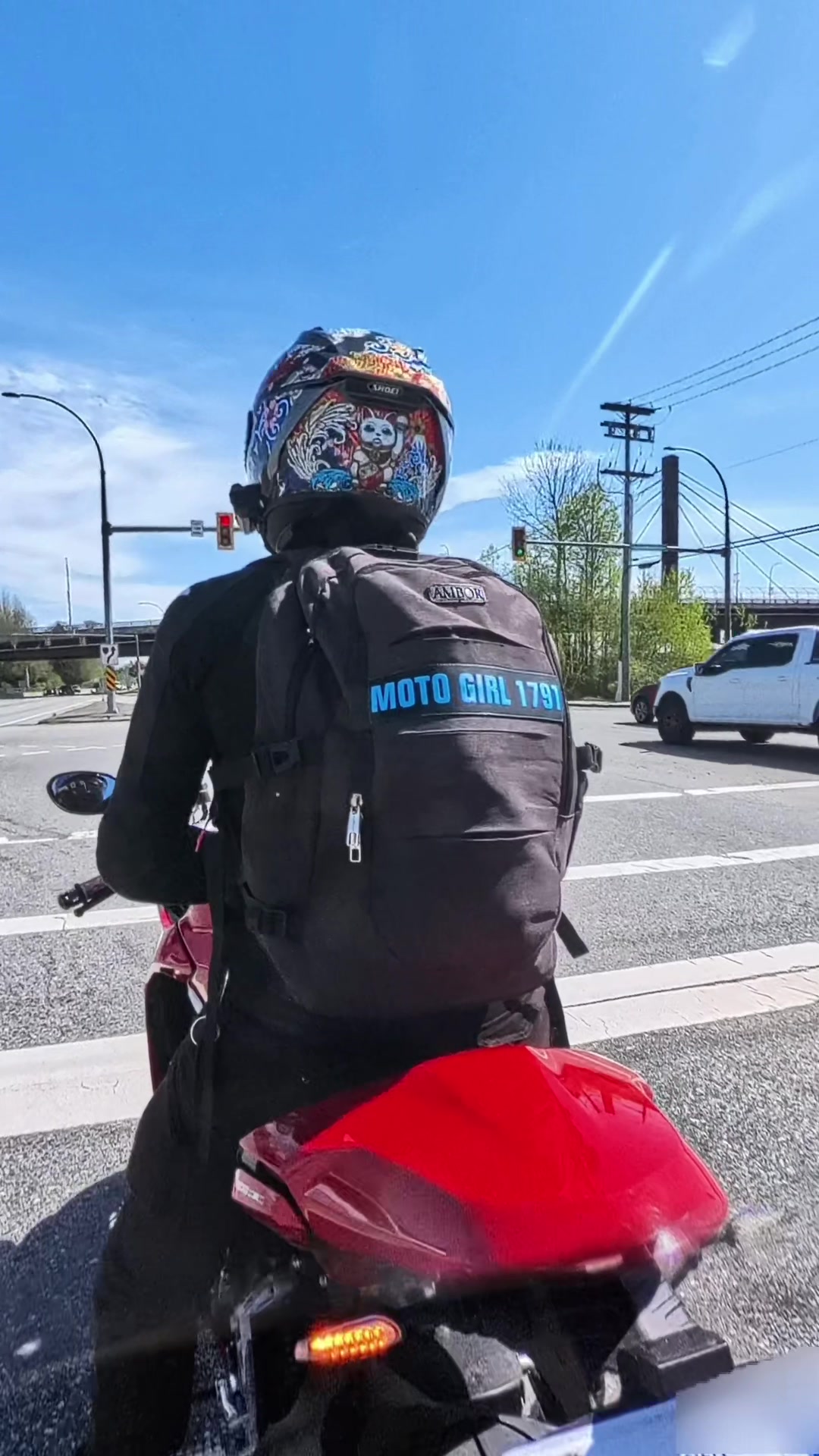@Motogirl