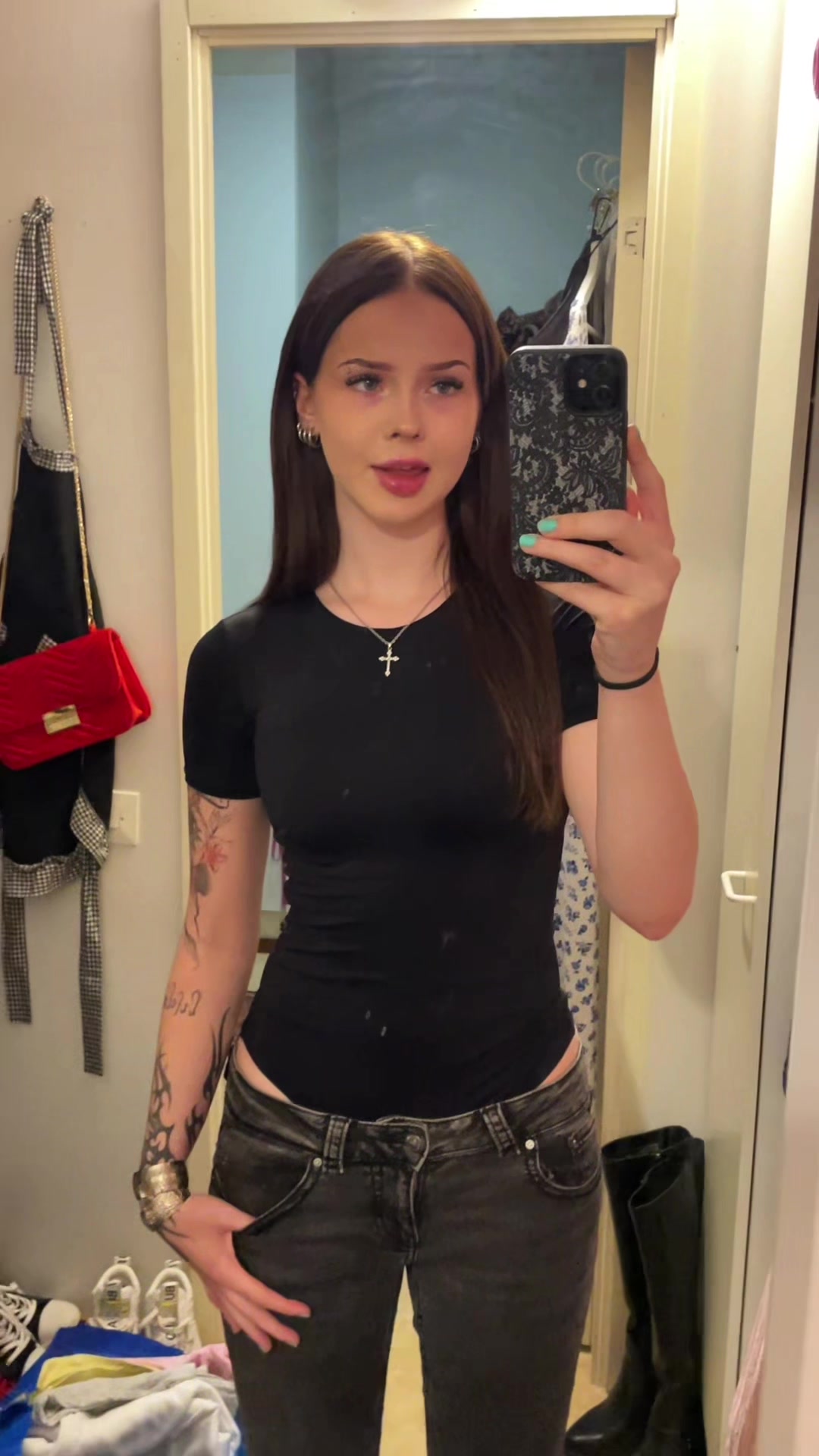 @Alisa