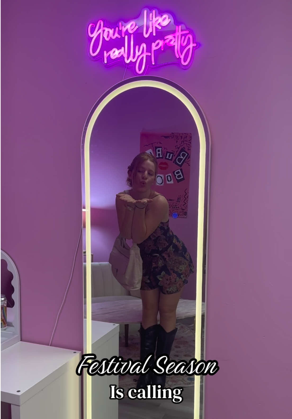 @Mabel May