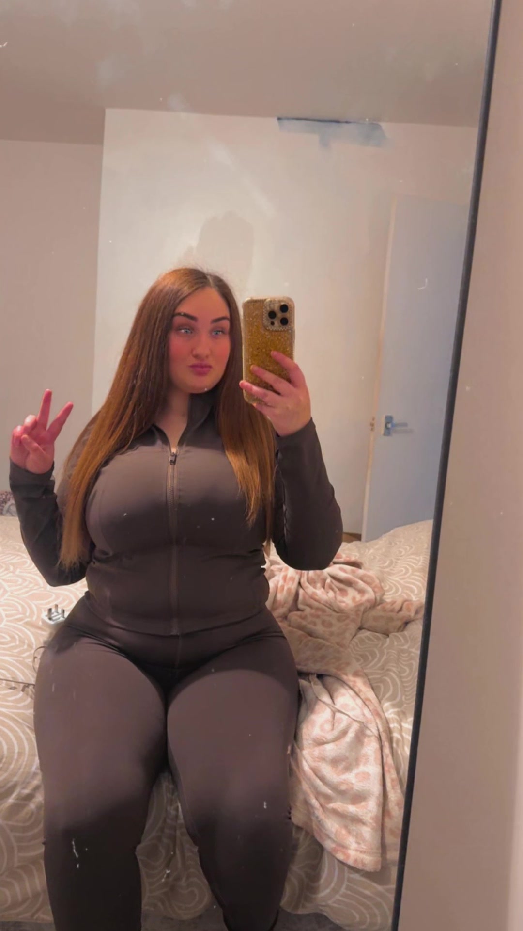 @BigMamaAmbz👸🏼444😇