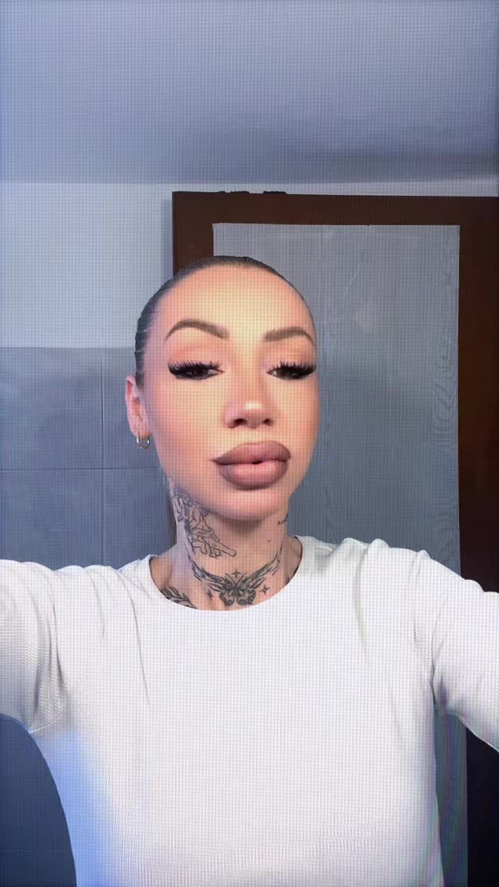 @BADBARBIE🩷