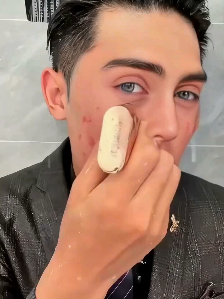 @str4wb3rrysoph
