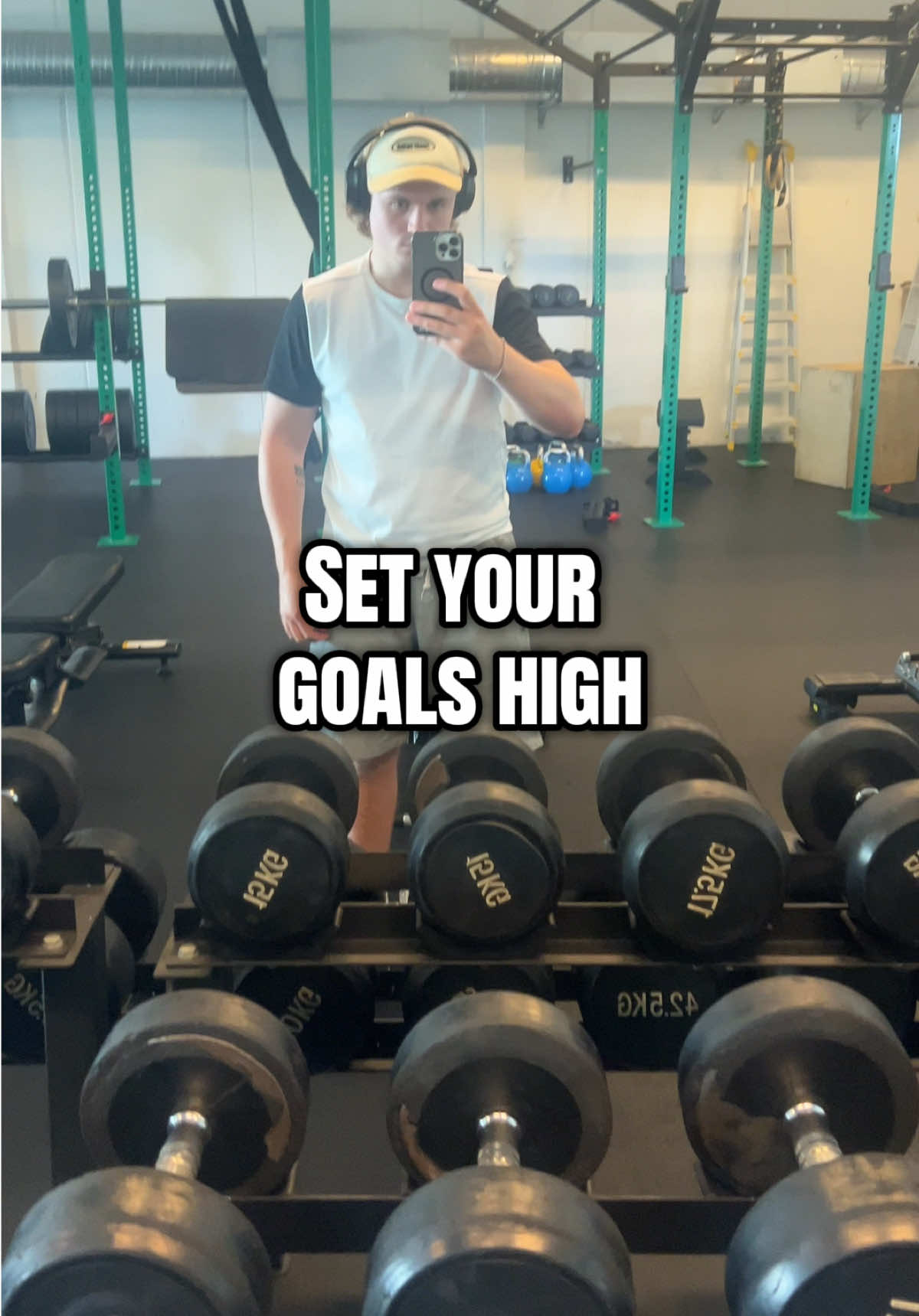 @tobias