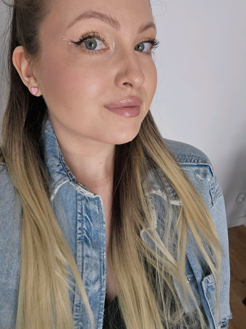 @Monika Mikoo💋
