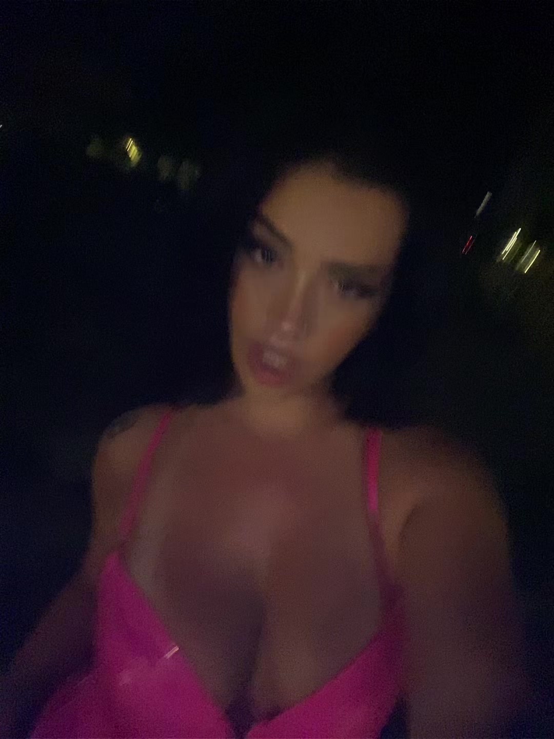 @e