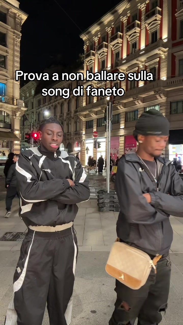 @Elv🎭