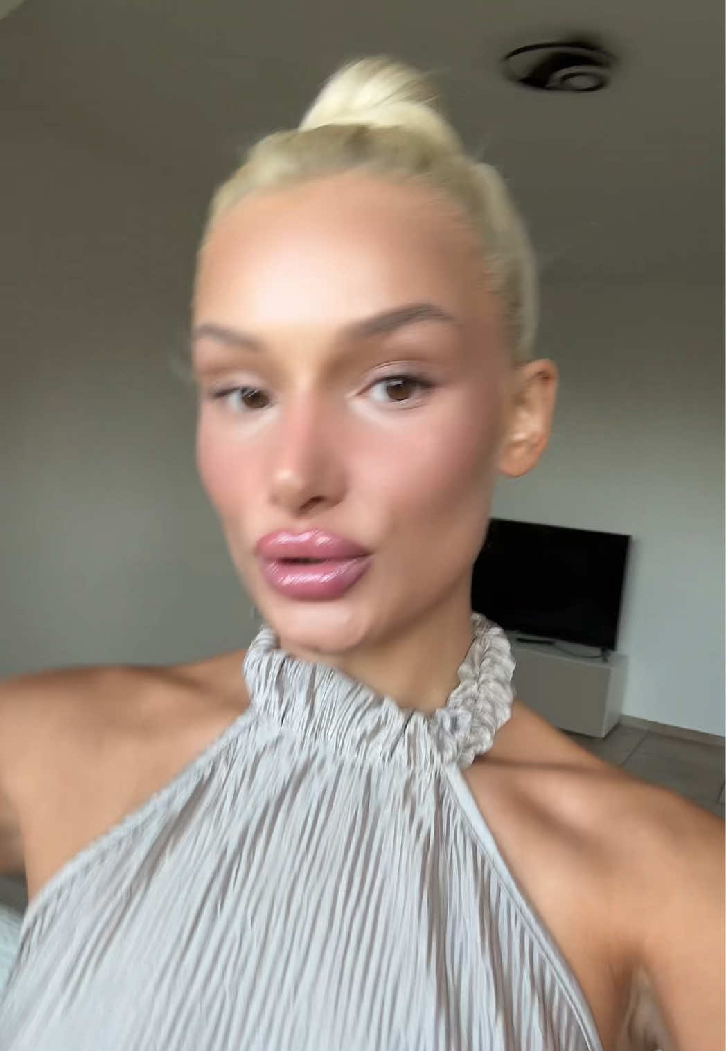 @Kimi.xzzz