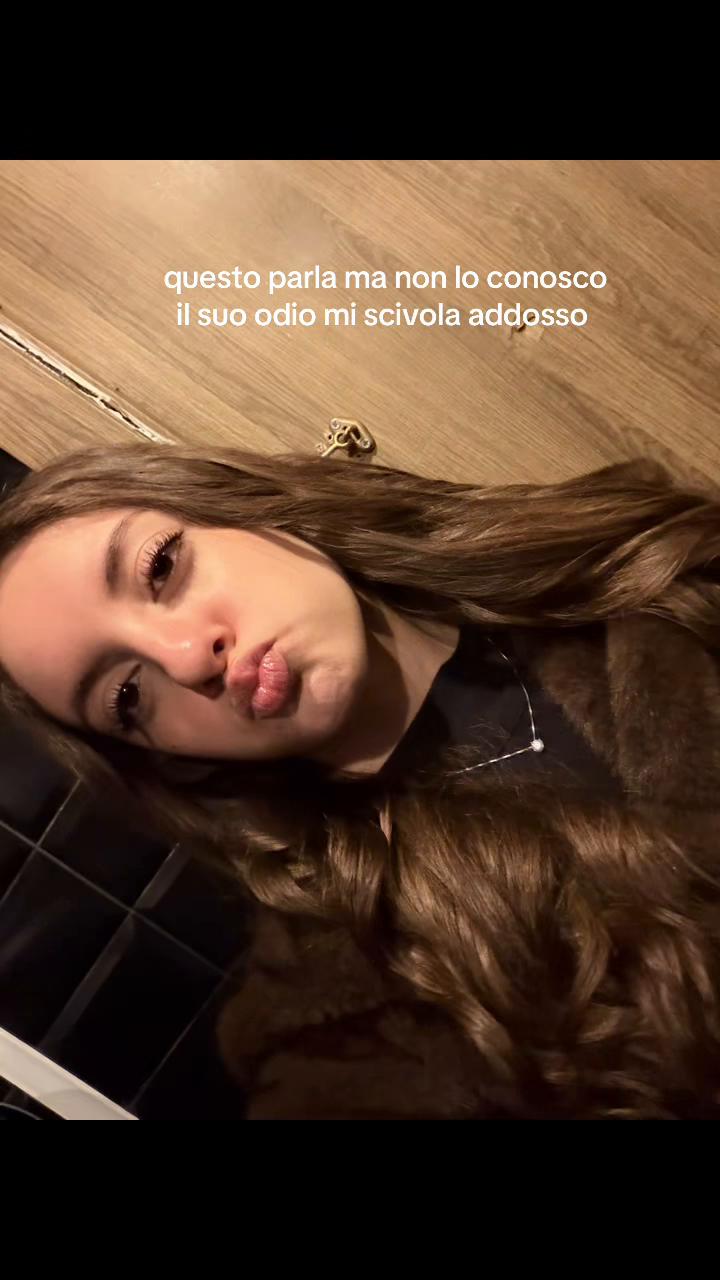 @Asia_Buonaguro_02