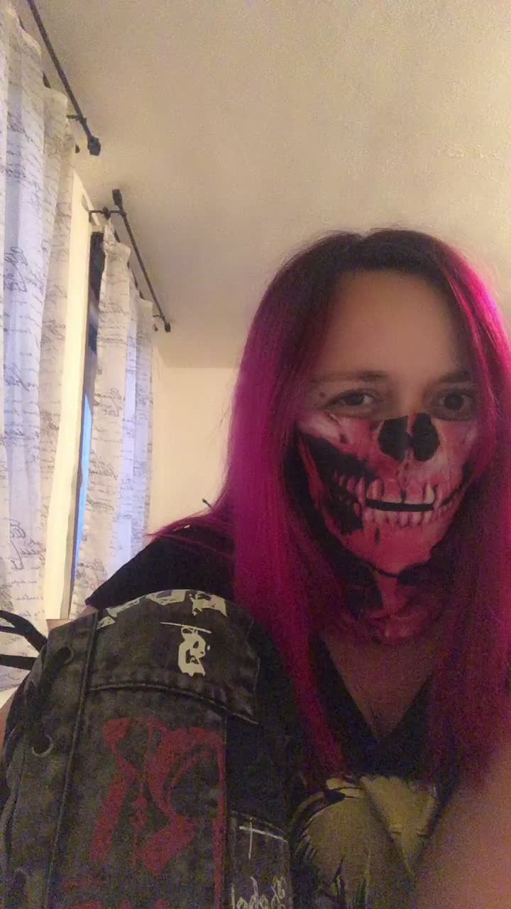 @alyssaj