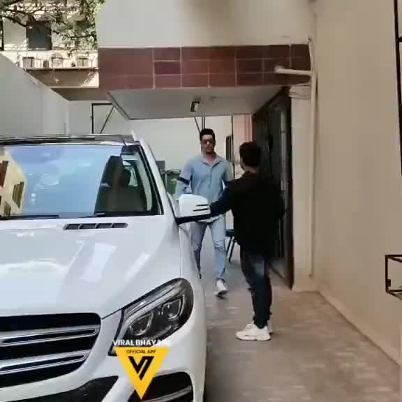 @Anjali Mehta☺️