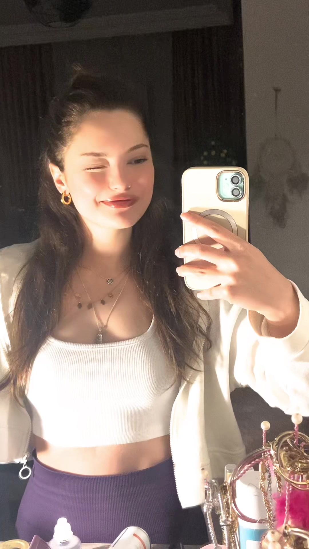 @Aymina G&ouml;zde