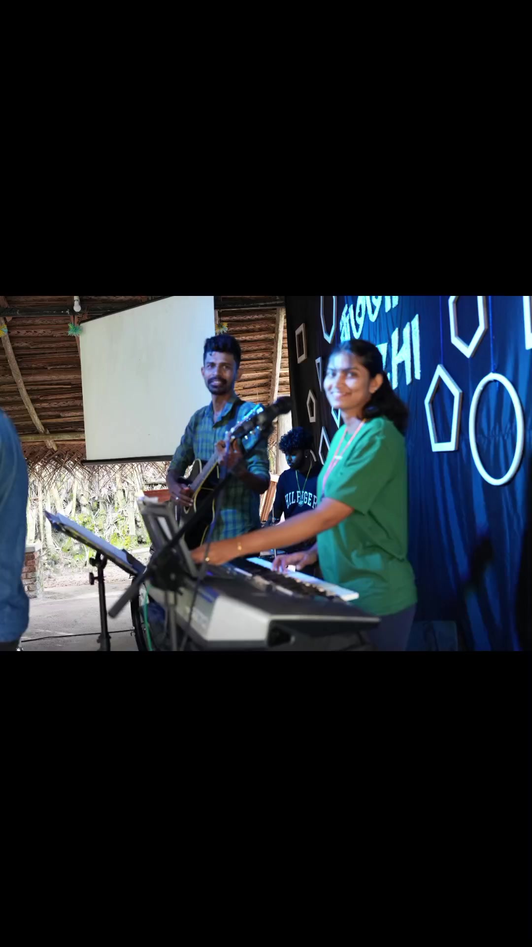 @Henoch Roshan Ratnam